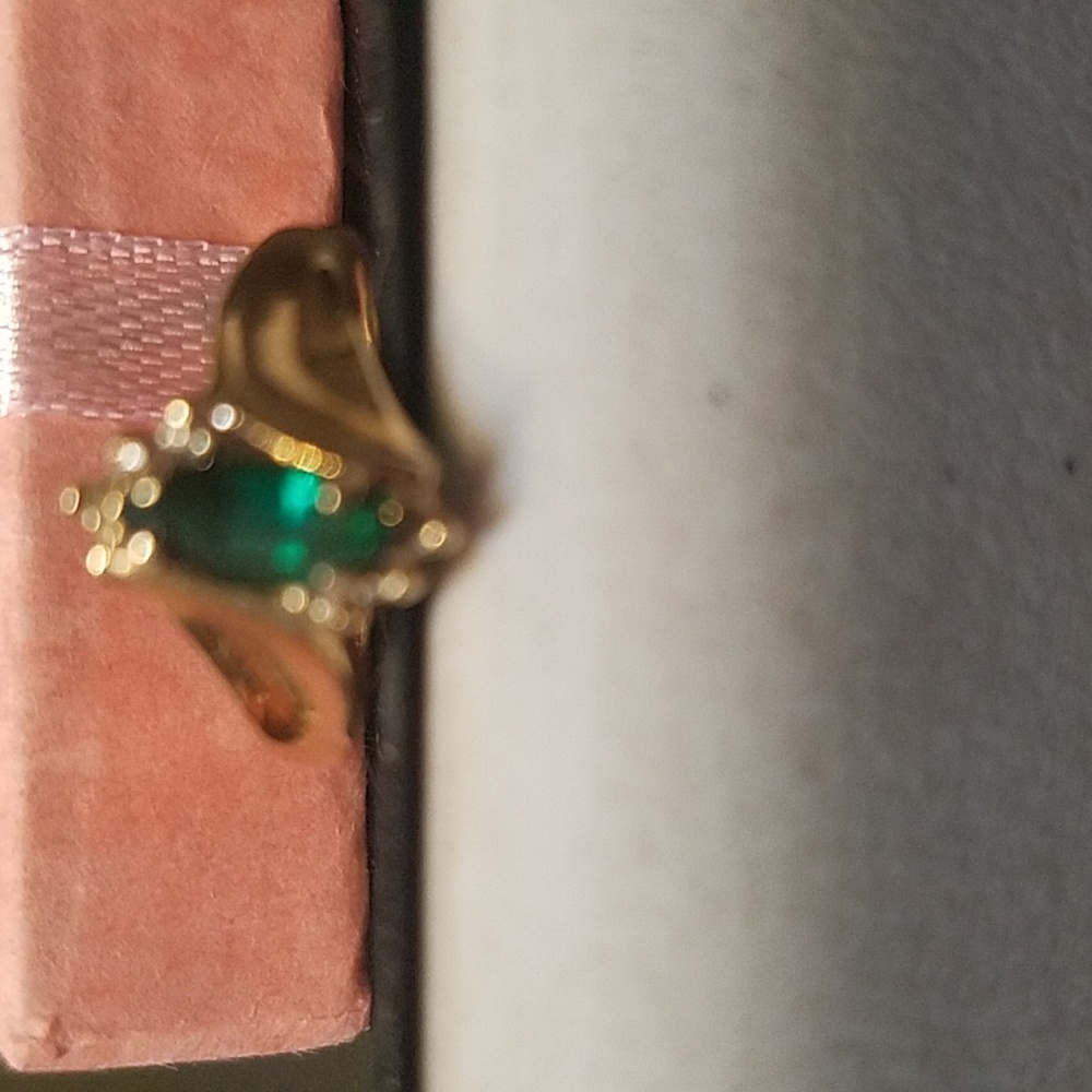 Lab Created Emerald Ring - Picture 2 of 7